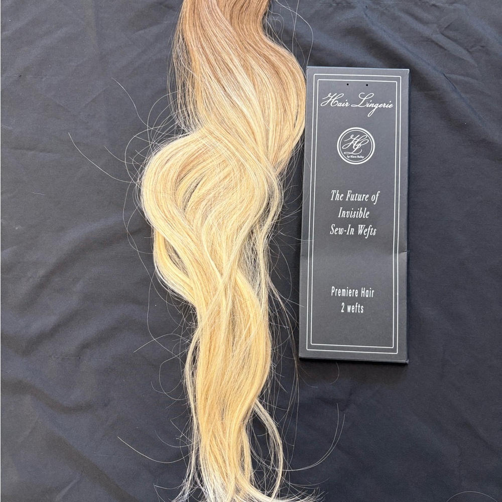 20” weft extension- rooted blonde